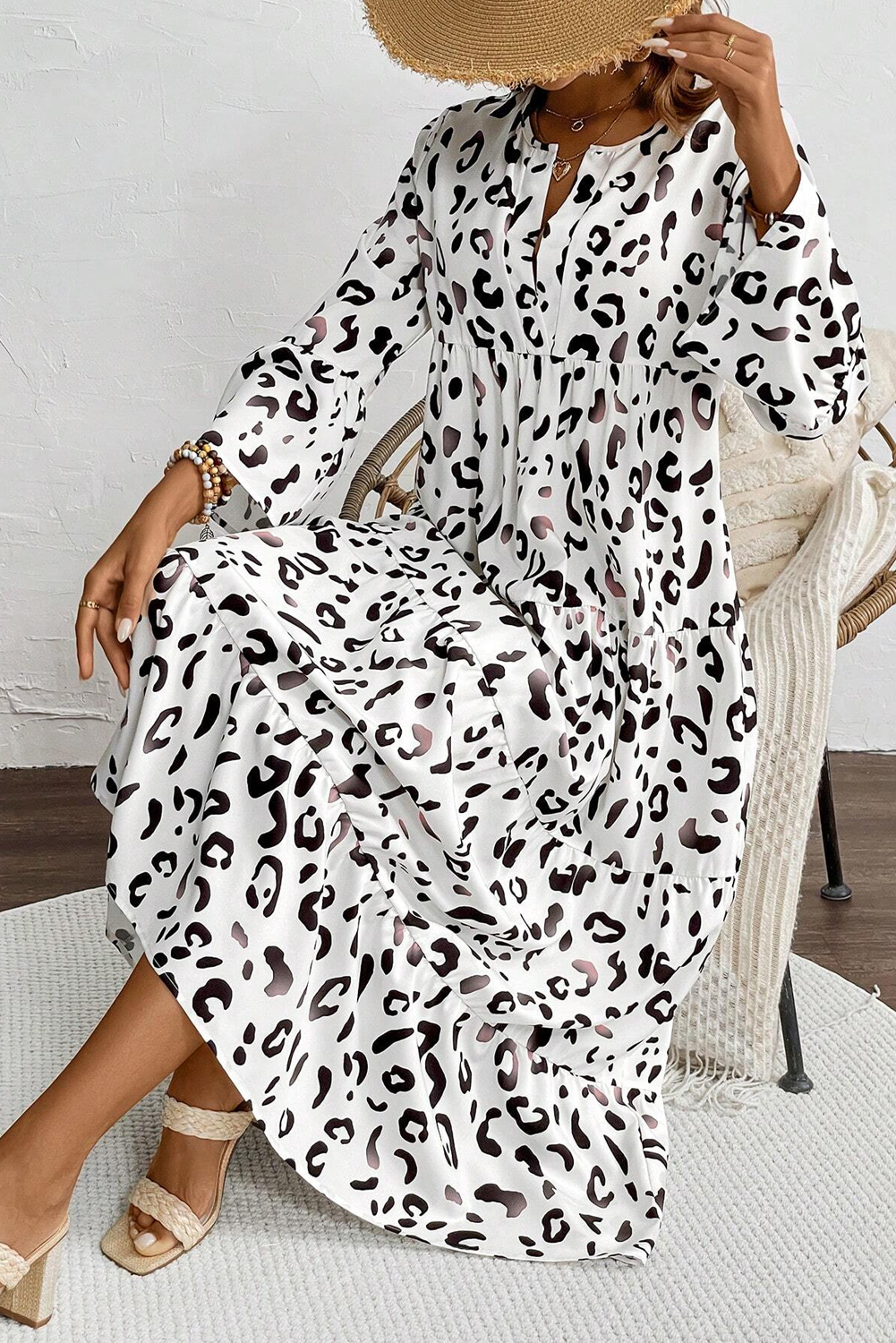White Leopard Print Notch V Neck Loose Fit Maxi Dress - 图片 5