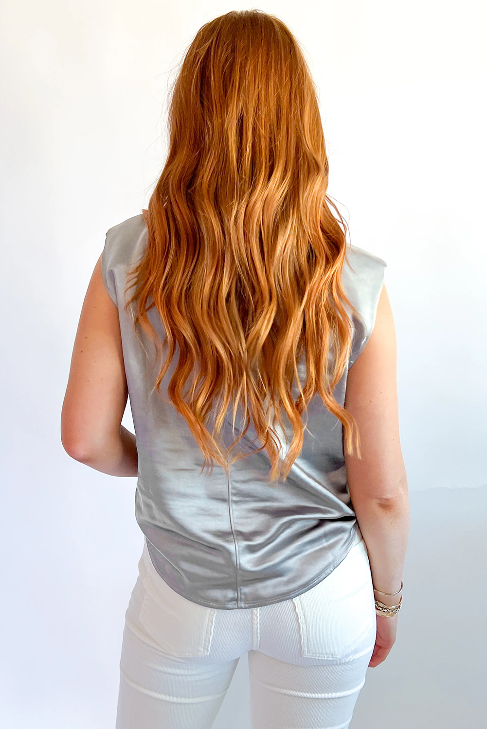 Silvery Metallic Luster Crew Neck Shift Tank Top - 图片 2