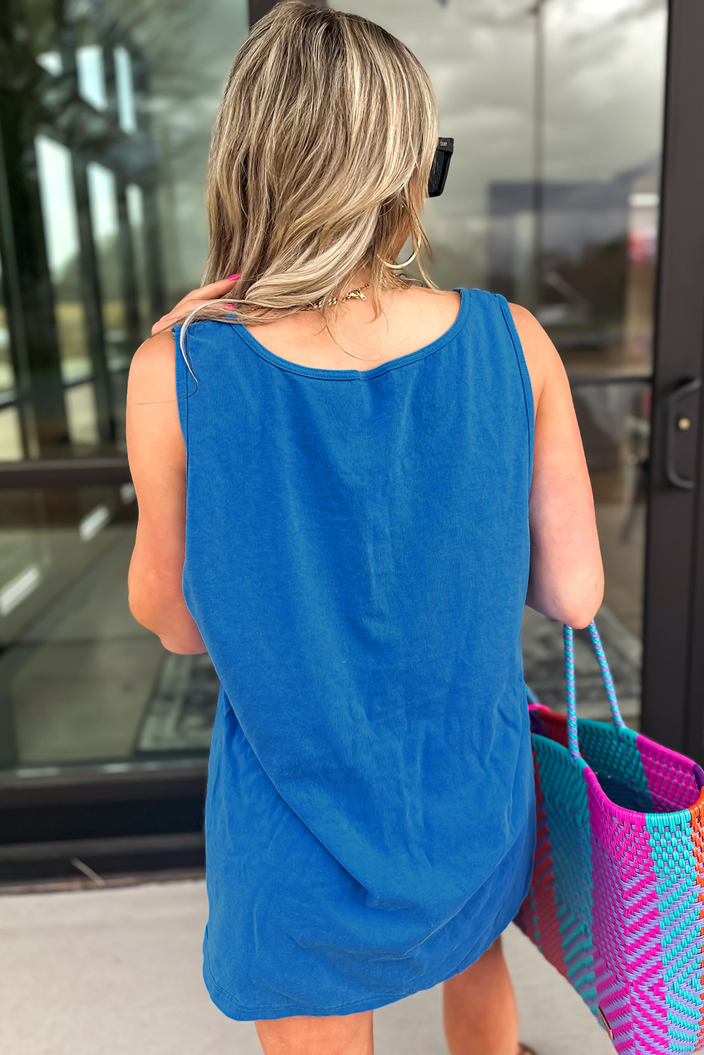 Blue Sun Graphic Casual Tank Top - 图片 2