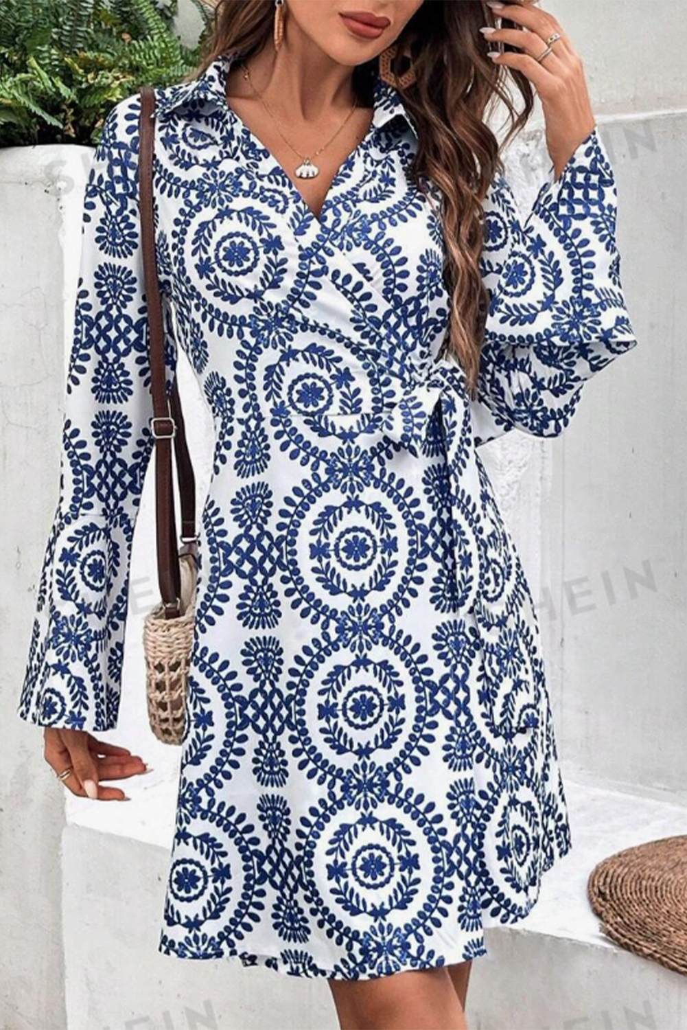 Blue Floral Print V Neck Wrapped Knot Long Sleeve Dress - 图片 4