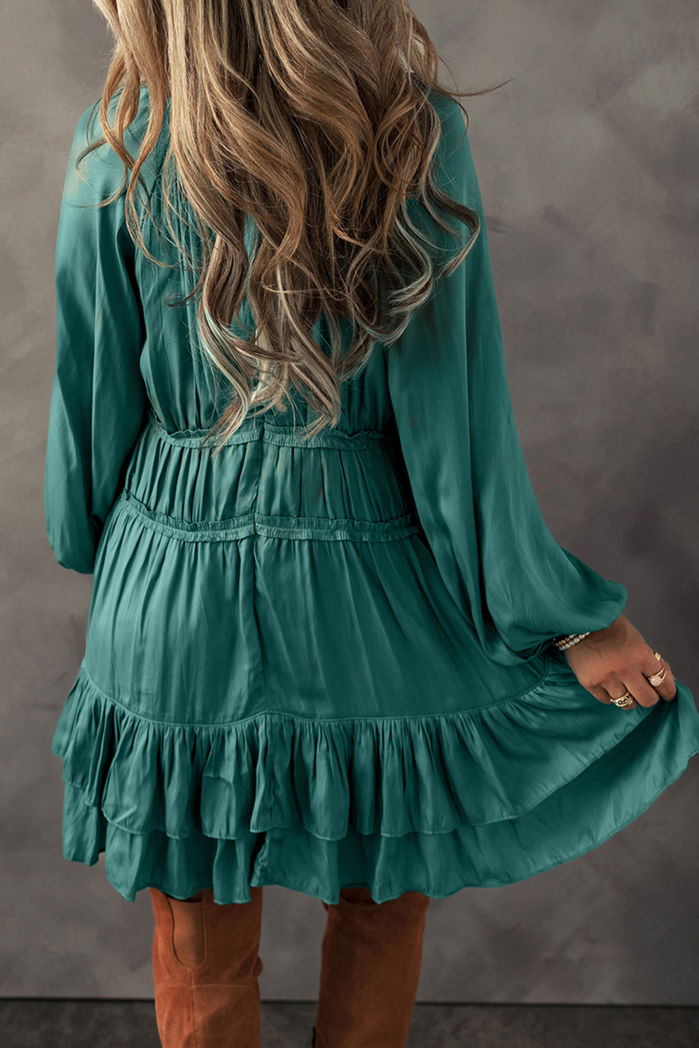Mist Green Tiered Ruffled Puff Sleeve Loose Fit Mini Dress - 图片 2