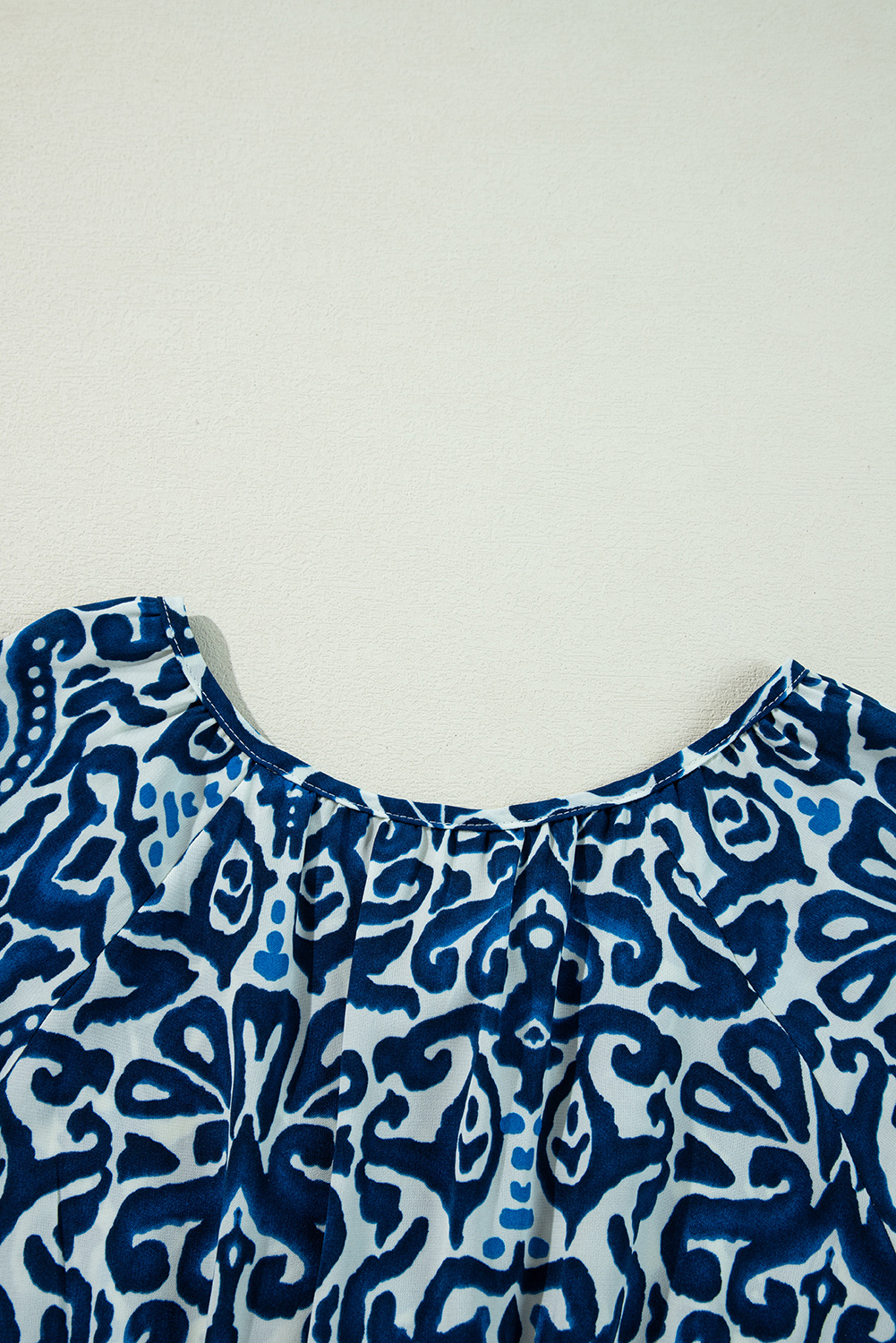 Blue Vintage Print Lace up V Neck Long Sleeve Mini Dress - 图片 8