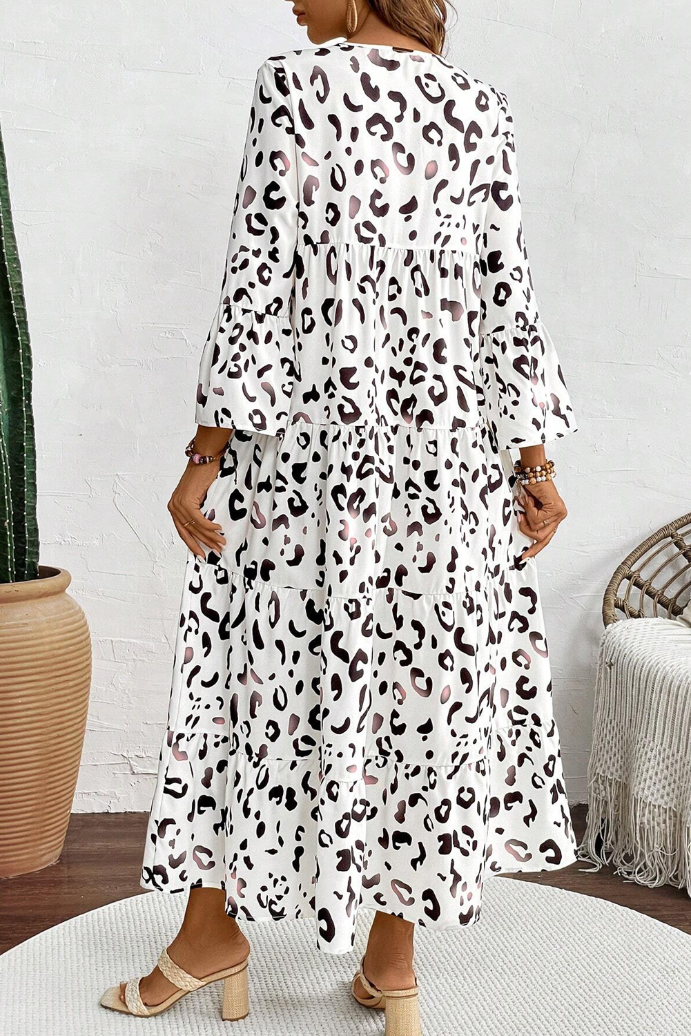 White Leopard Print Notch V Neck Loose Fit Maxi Dress - 图片 2