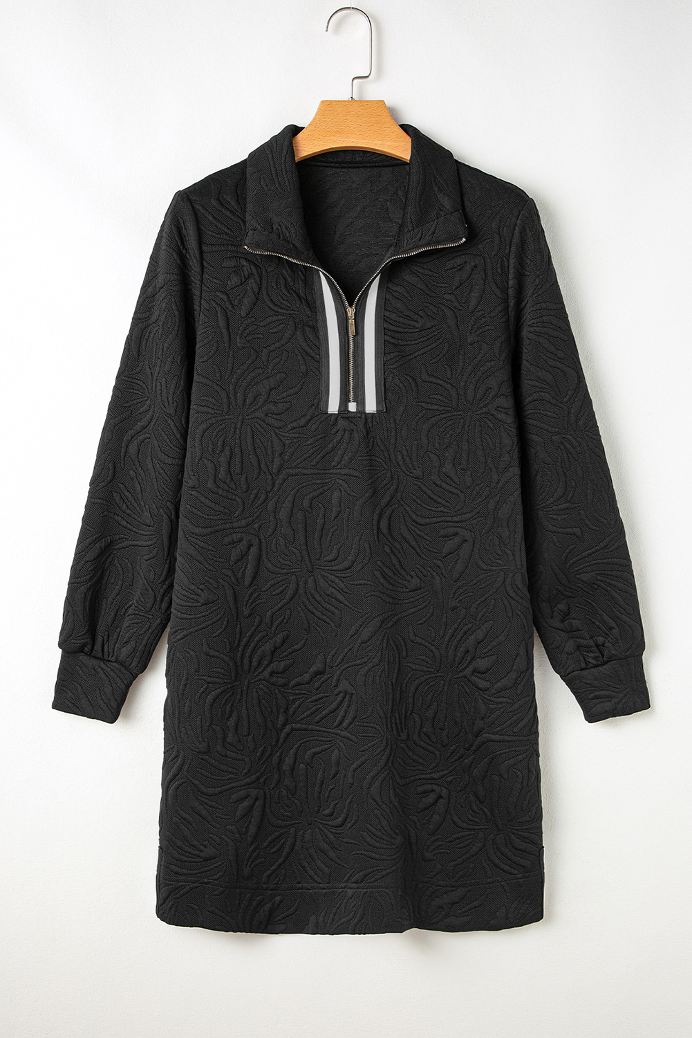 Black Jacquard Textured Quarter Zipper Shift Mini Dress - 图片 3