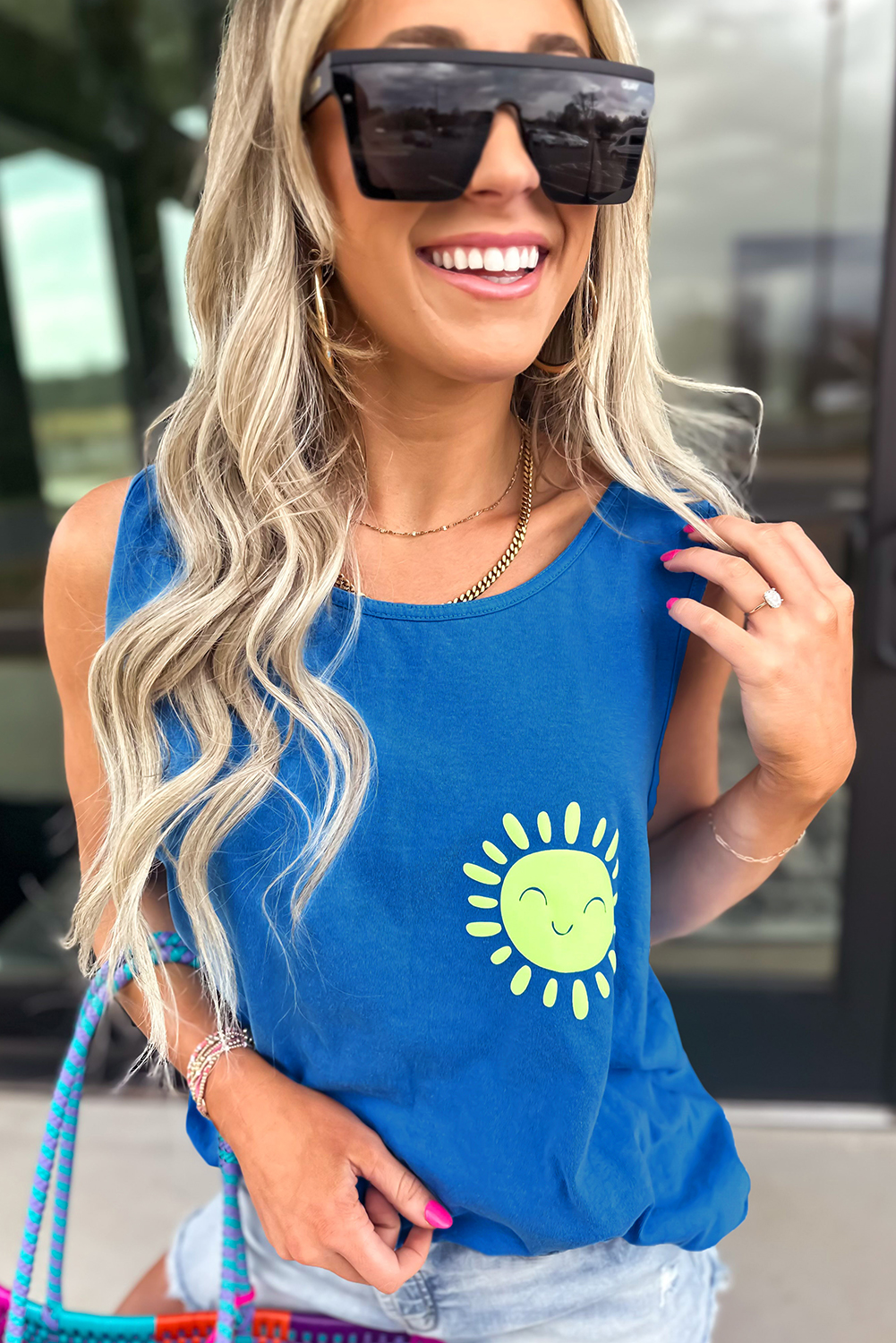 Blue Sun Graphic Casual Tank Top - 图片 3