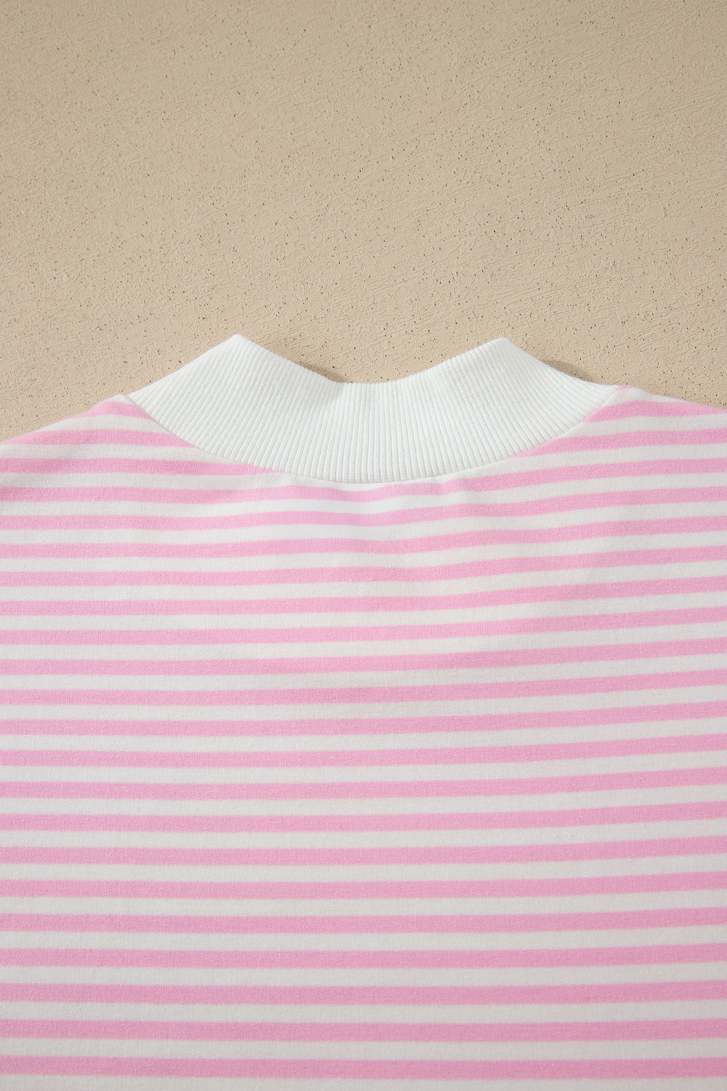 Pink Stripe Cuffed Short Sleeve Contrast Mock Neck Tee Dress - 图片 14