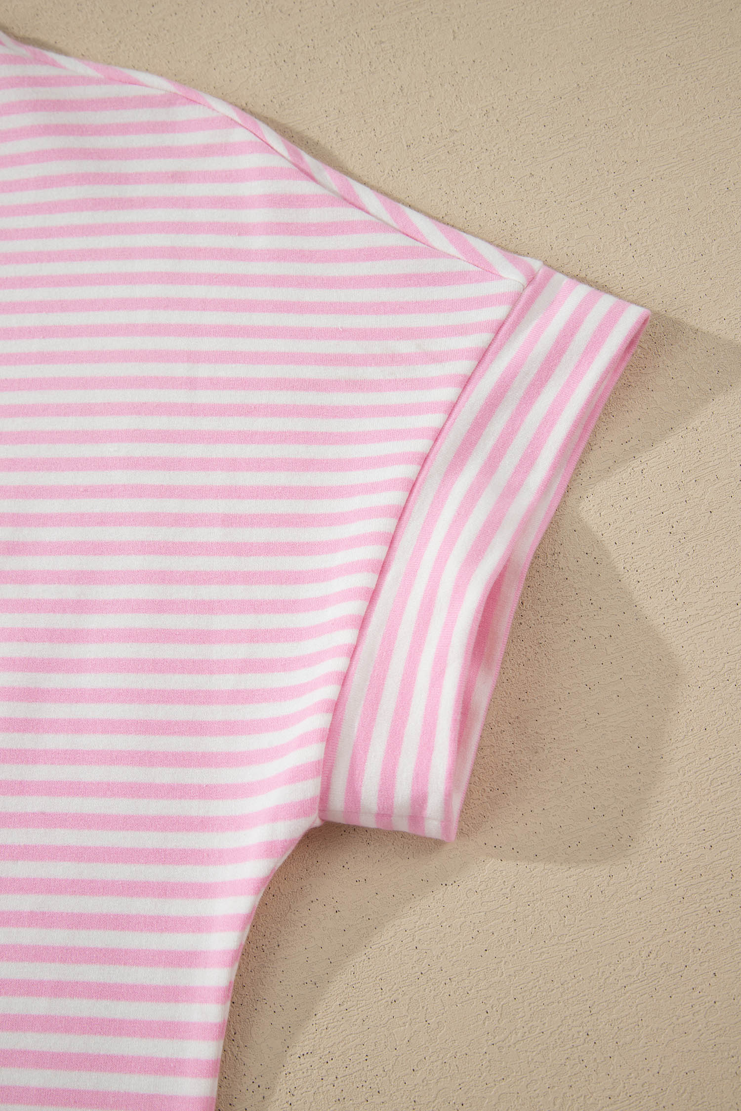 Pink Stripe Cuffed Short Sleeve Contrast Mock Neck Tee Dress - 图片 12